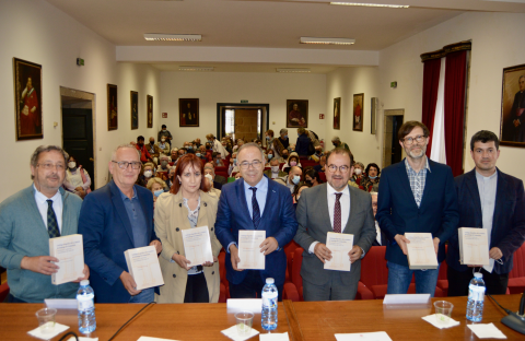 Presentación no Instituto Teolóxico Compostelán